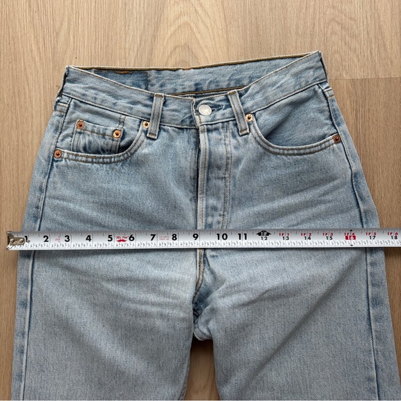 Vintage Levi’s 501 - Picture 6 of 11